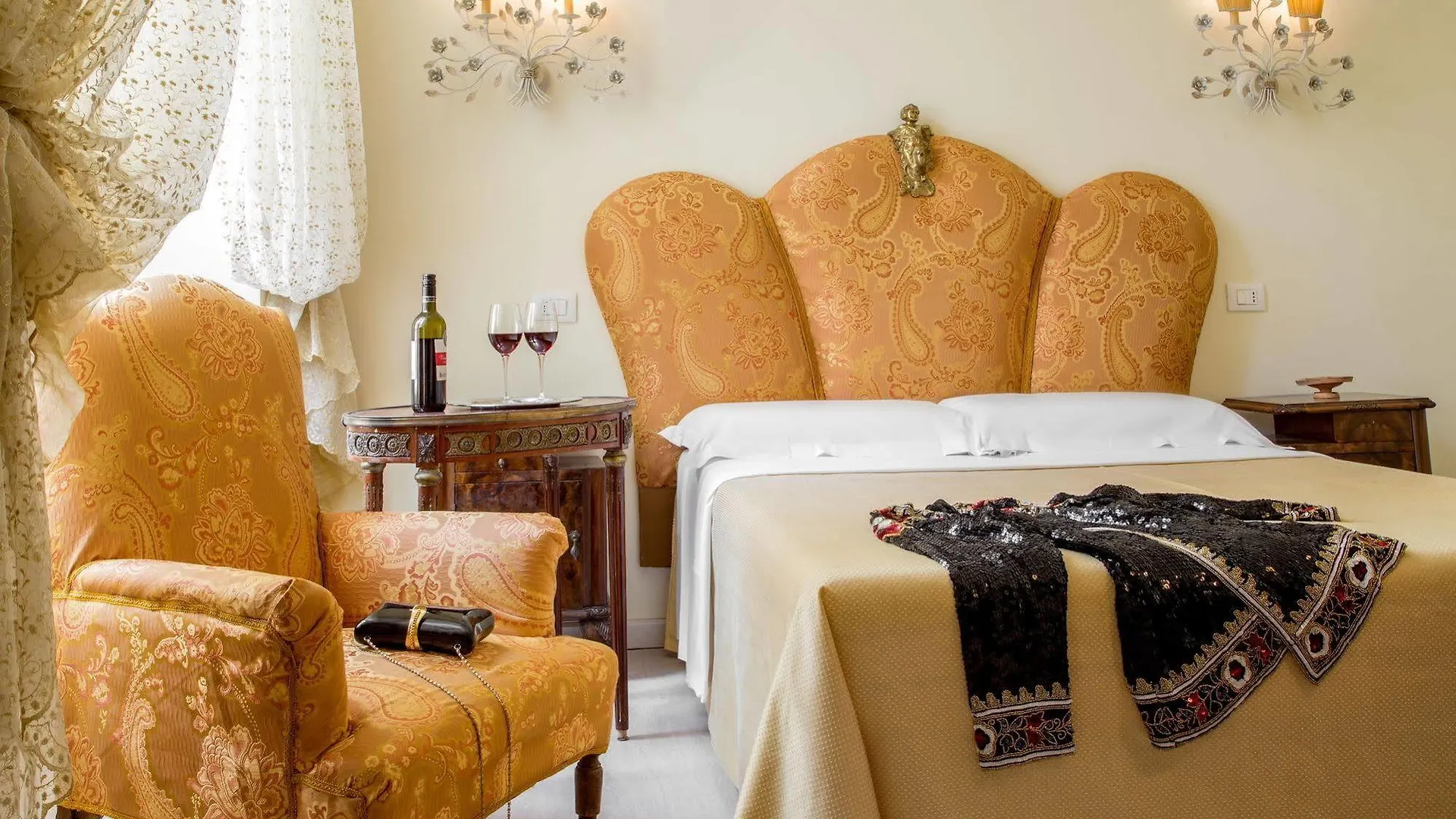 Roman Central House Bed & Breakfast Rome