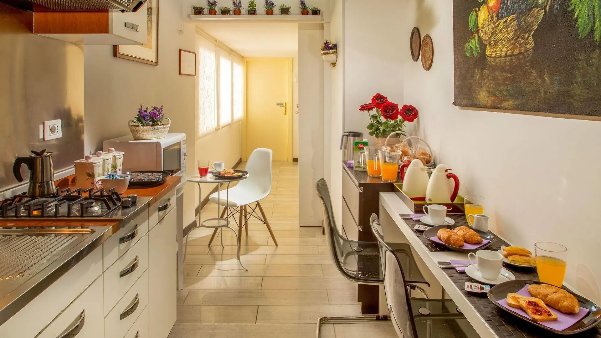 Roman Central House Bed & Breakfast